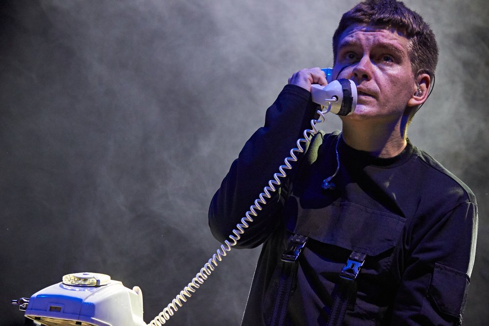 Переживания героя песни