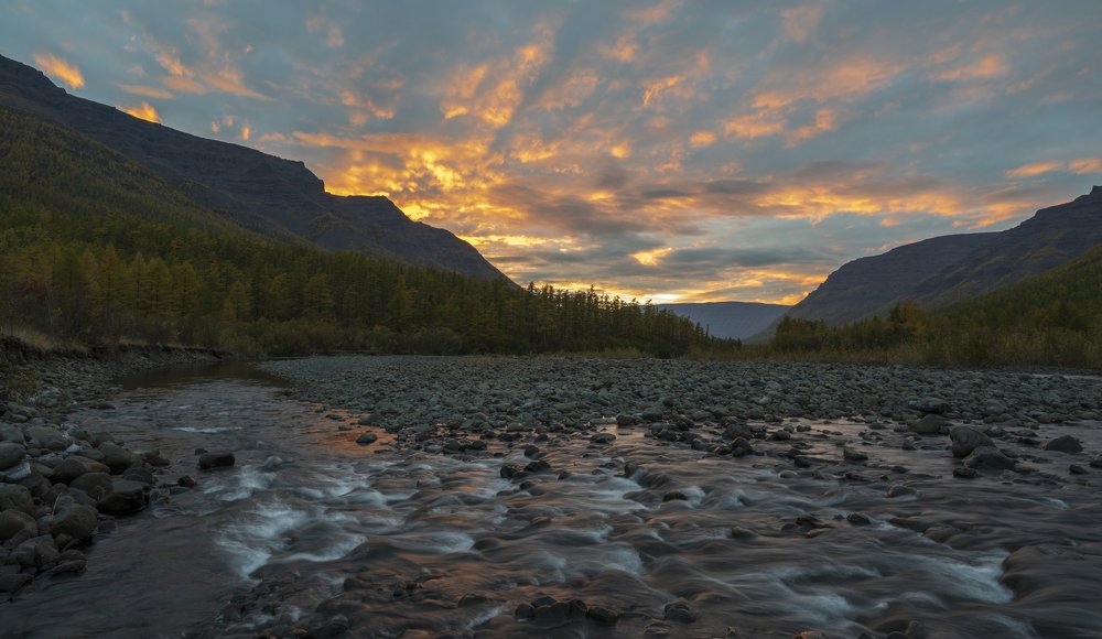 Фотография автора Олег Матроницкий