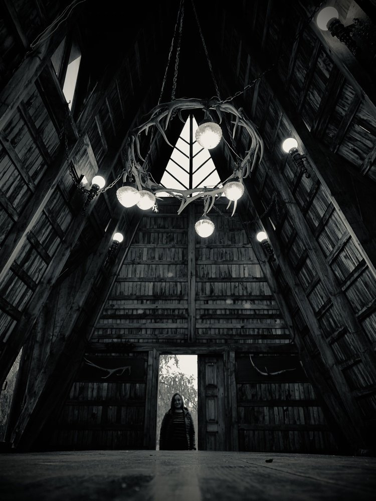 В избе у бабы яги