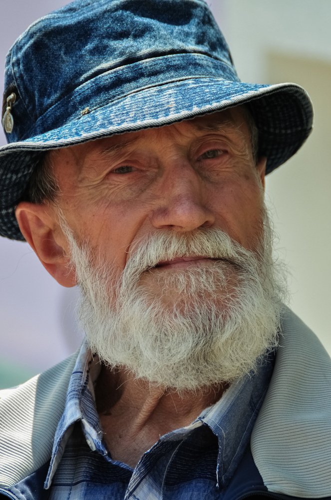 Портрет пожилого человека