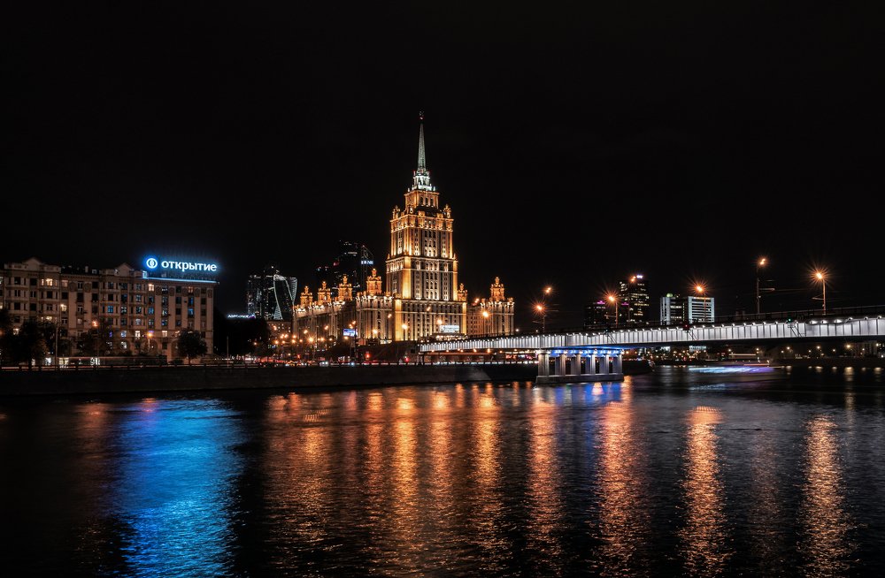 Moscow Lights 19a