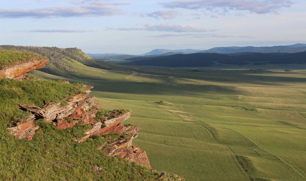 У священной горы Каратаг.