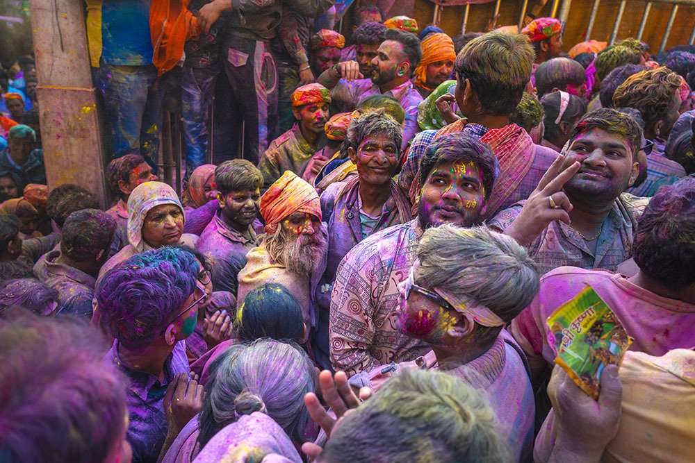 Please wait to enter!