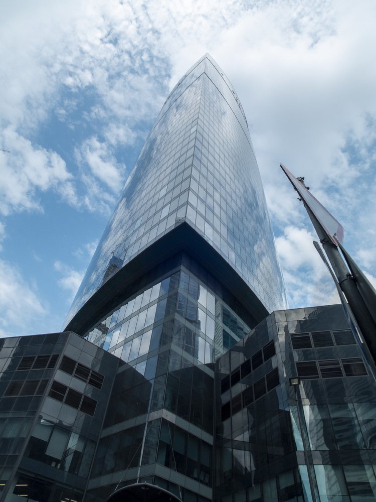 Бетонная ракета