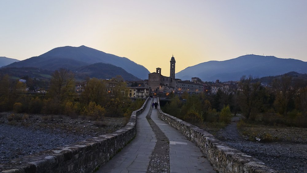 Bobbio, scende la sera... si torna a casa....