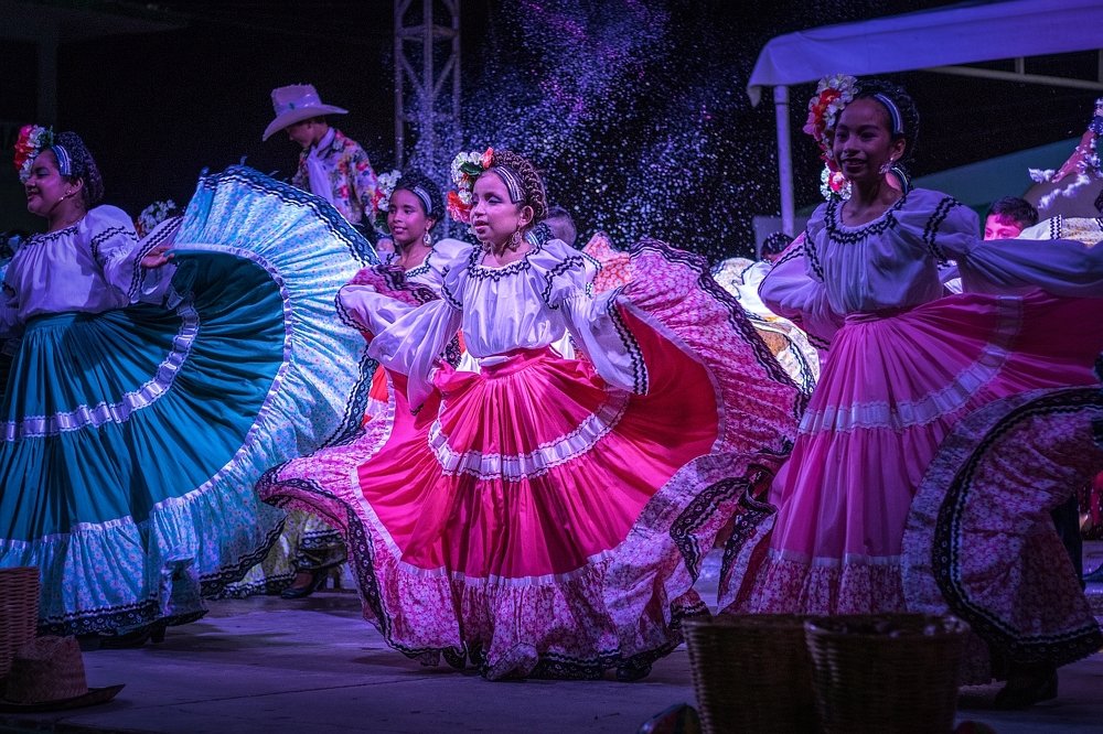 Photograph by Harald Ferber