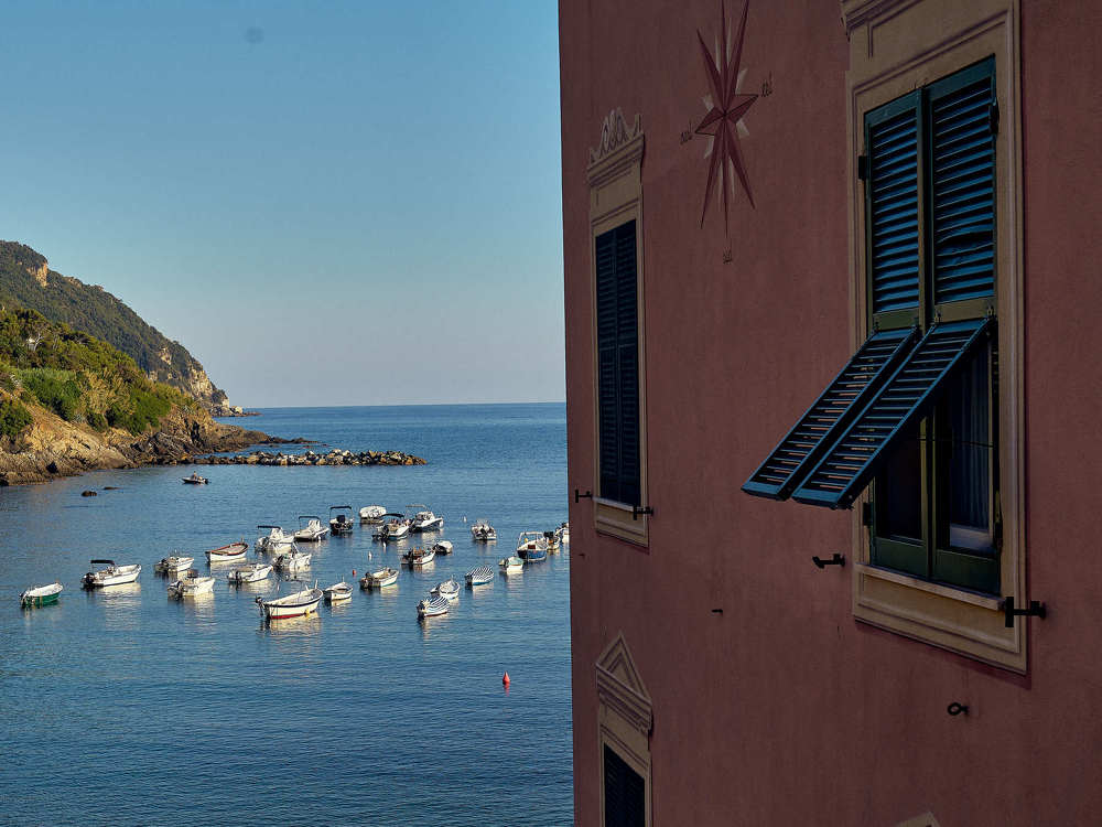 Фотография автора Yulia Dobrynina