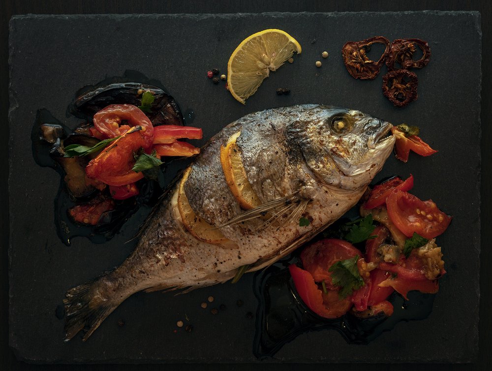 Дорадо на овощной подушке