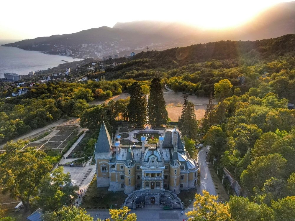 Сказочный Массандровский дворец