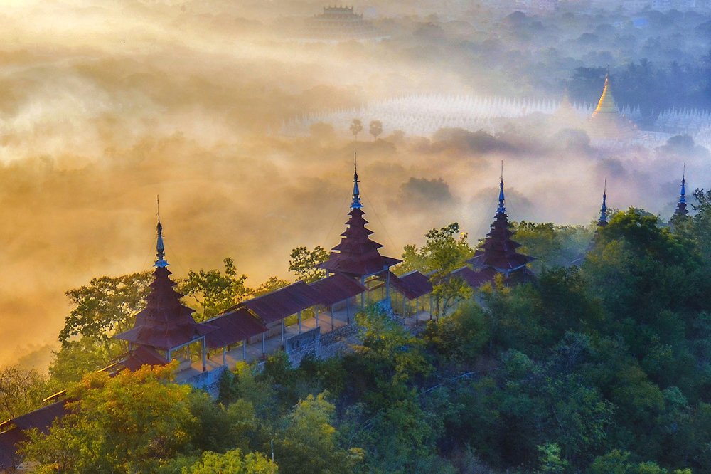 Golden Morning Mandalay hill