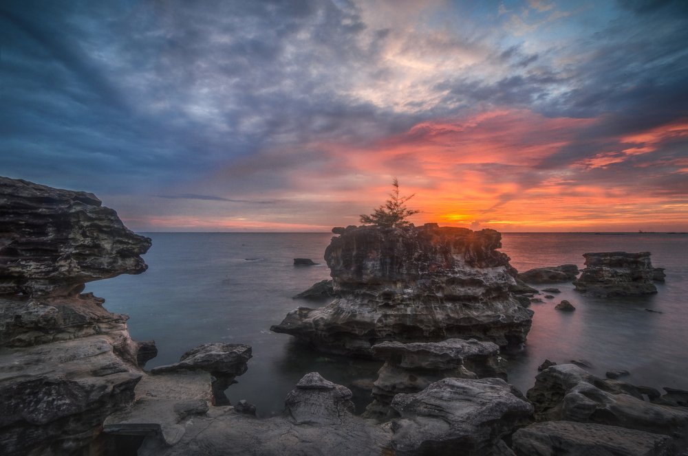 Photograph by Sky Hunter Duy Quang