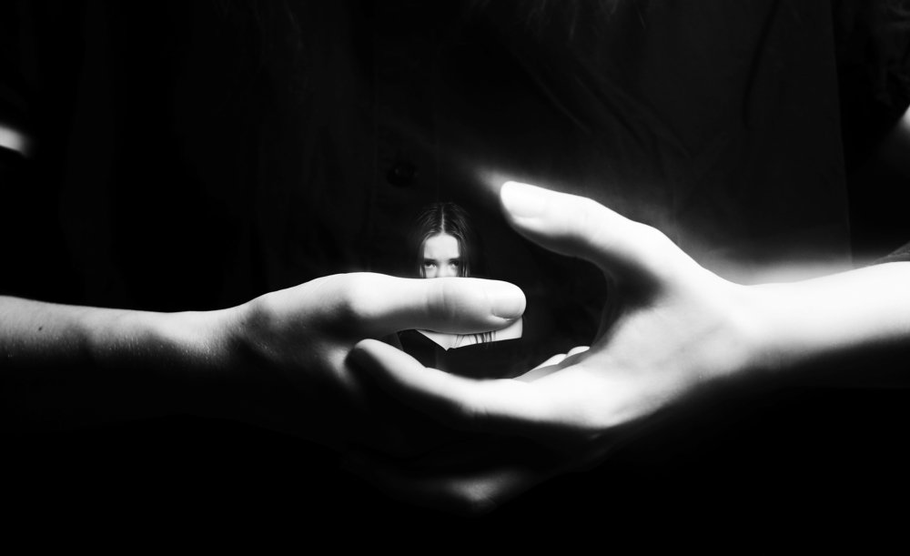 Держи себя в руках (?)