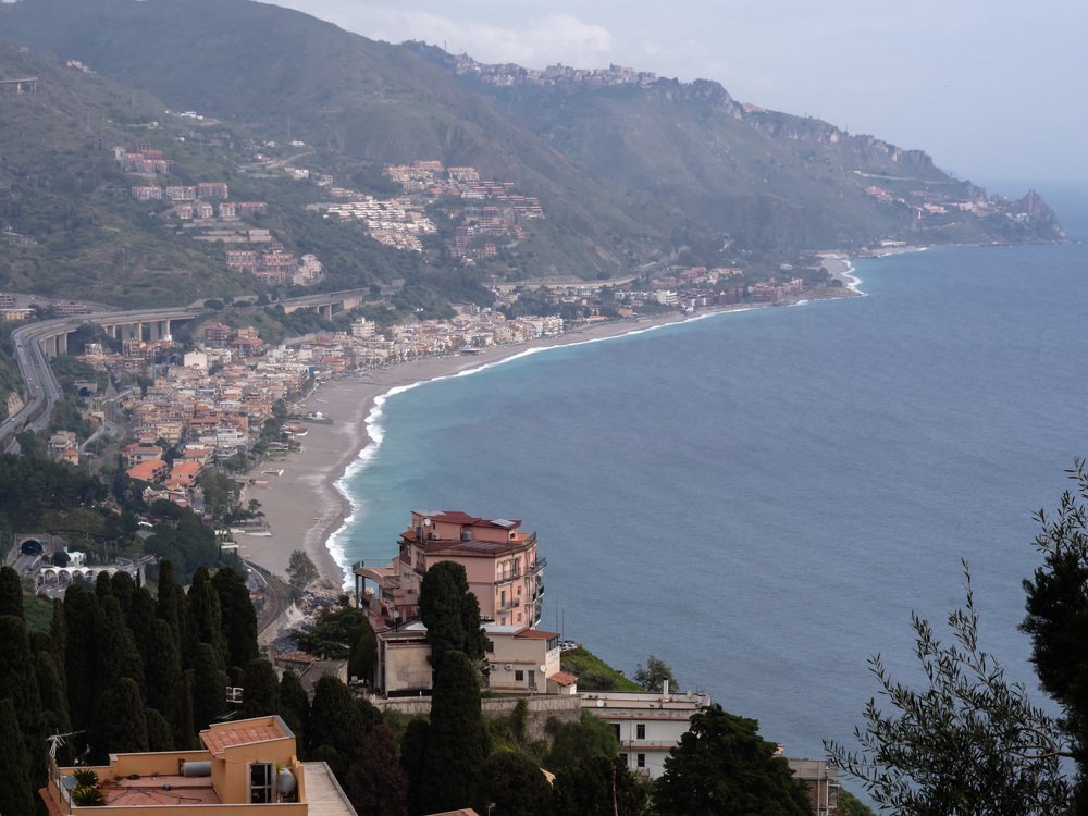 Берег Средиземного моря