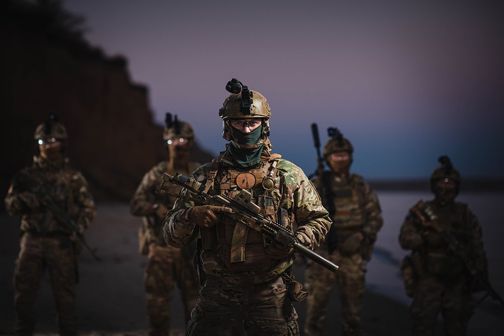 shadows or night exploration