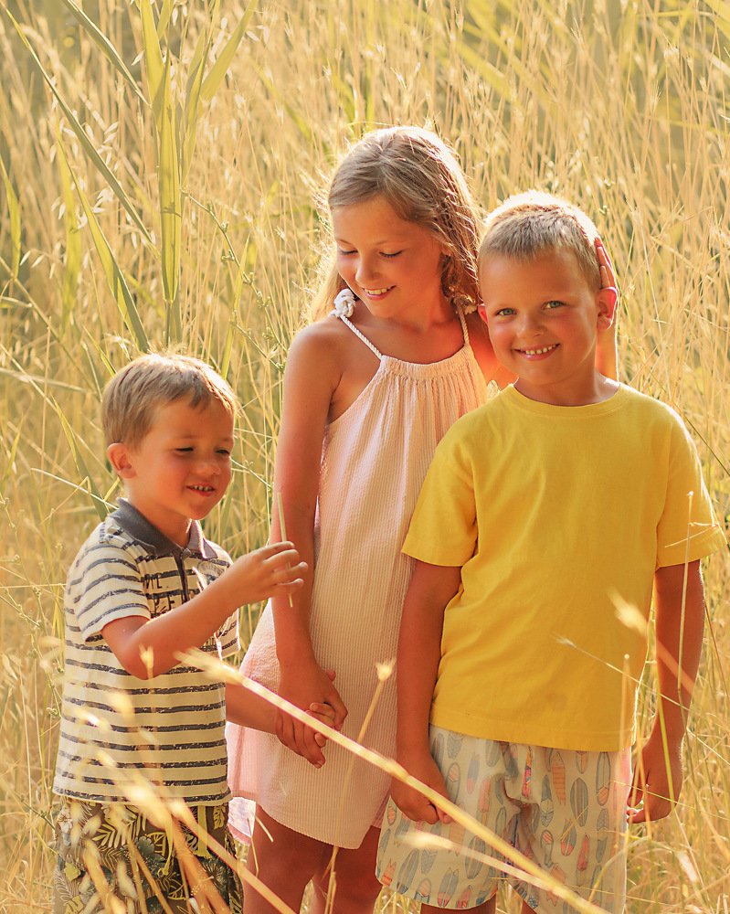 Дети в поле