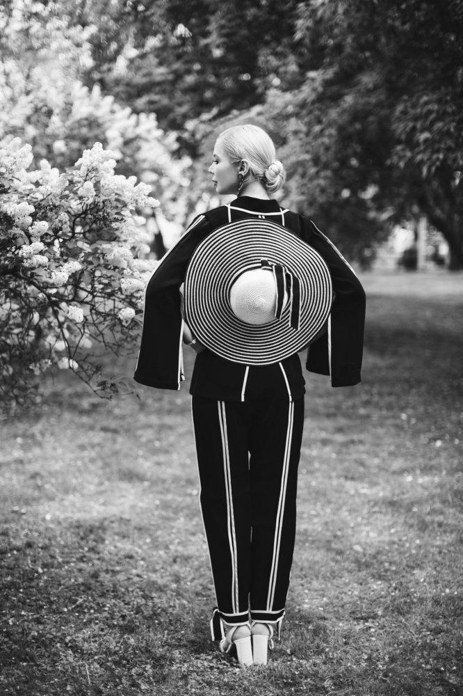 Fashionable geometry