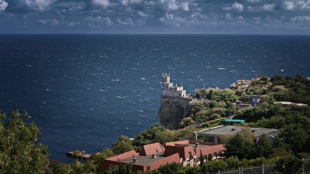 Ласточкино гнездо.