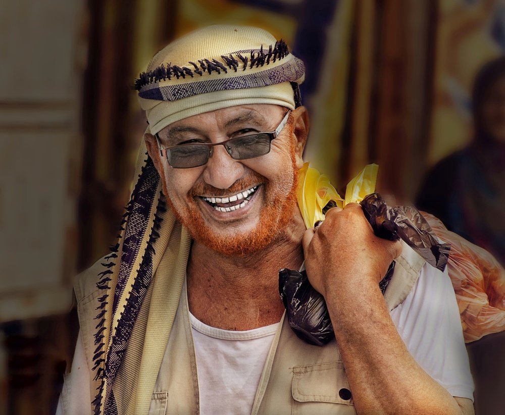اليمن بعيوني