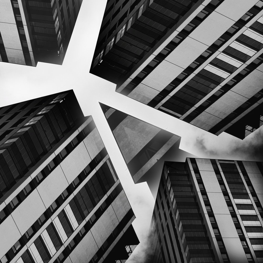 Photograph by Piotr Benklewski