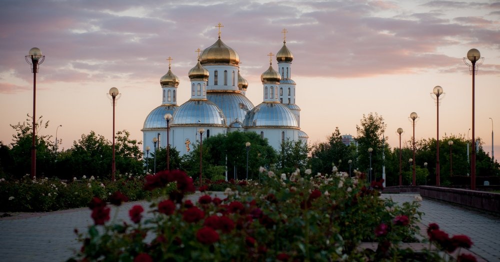 Photograph by Alex Melnikau