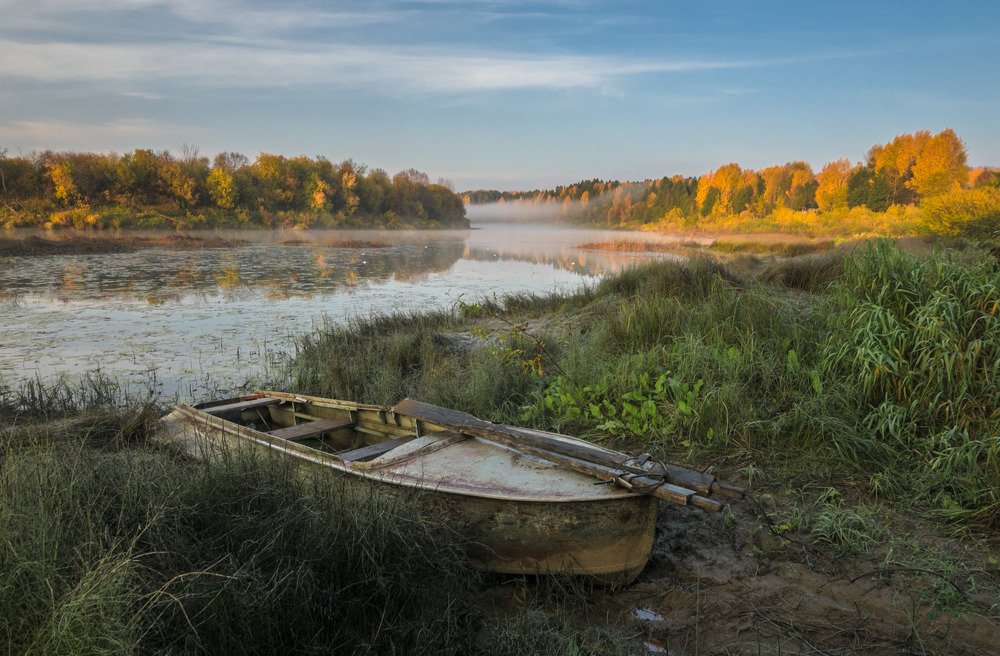 Пейзаж с лодкой