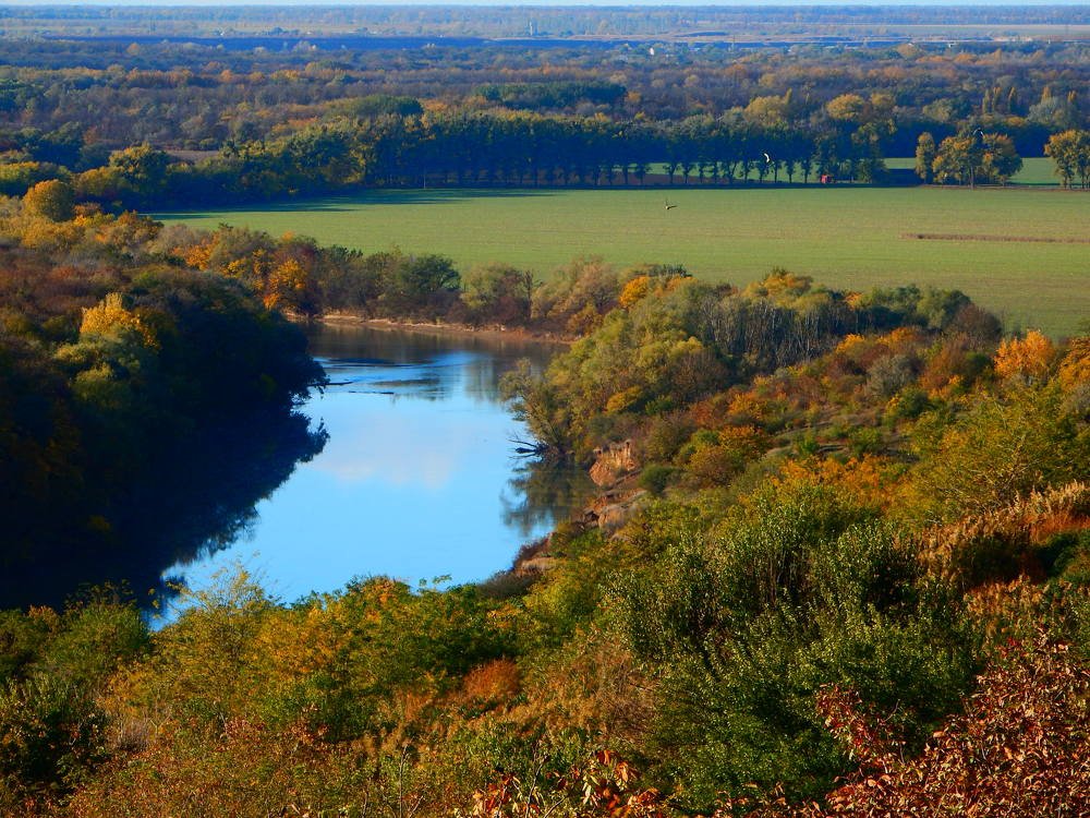 Осенняя река "Кубань".