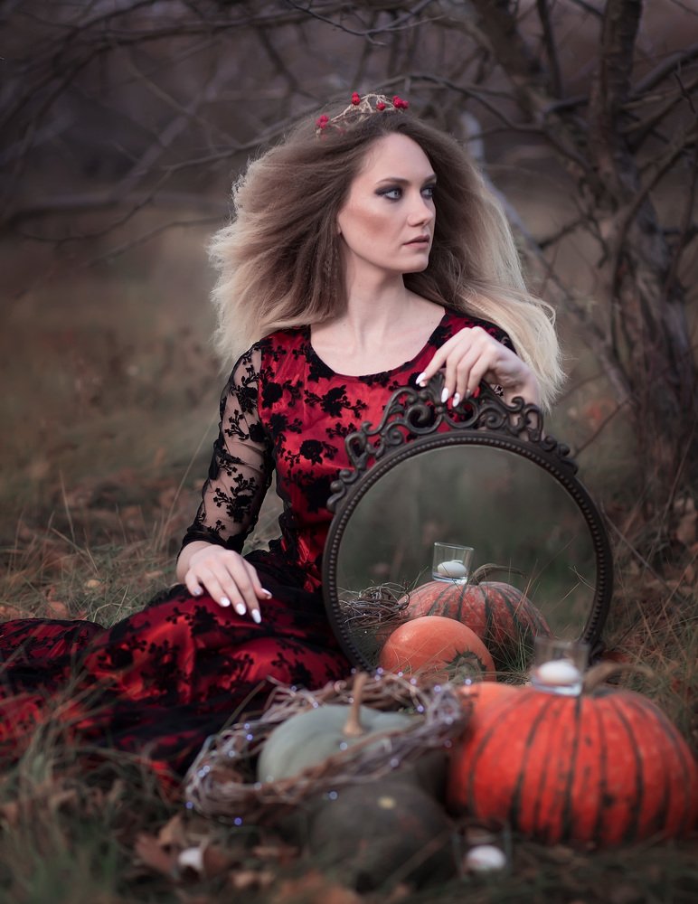 Тайна. Мистика. Леди.