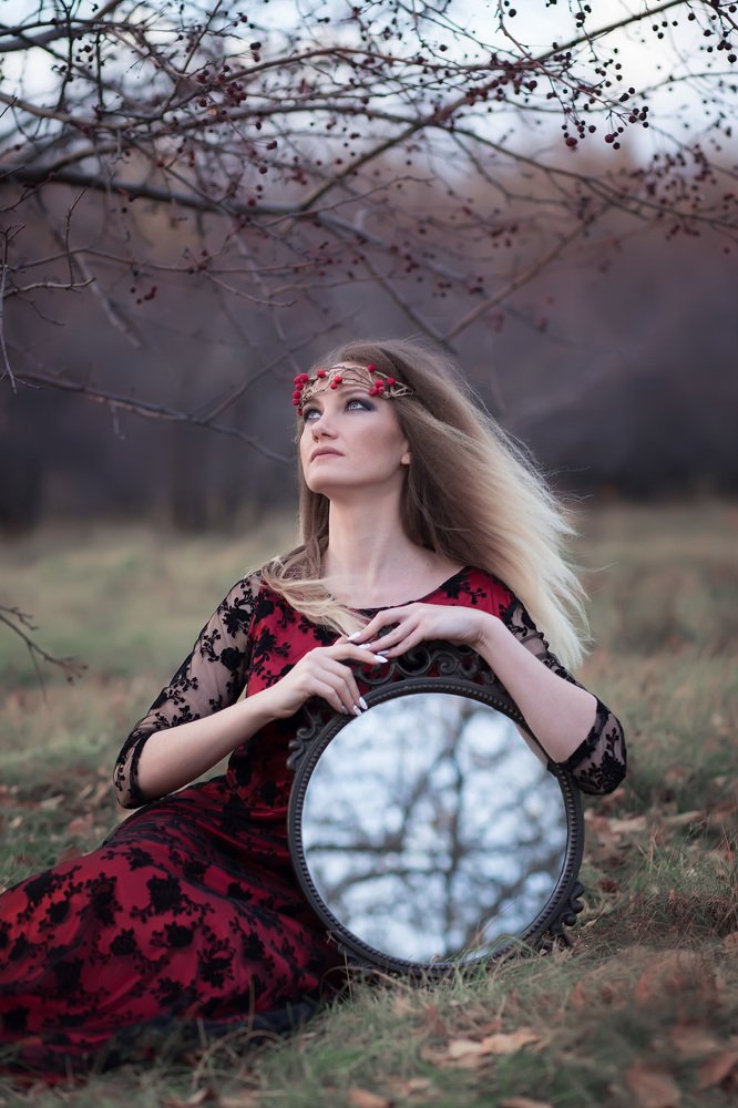 Тайна. Мистика. Леди.