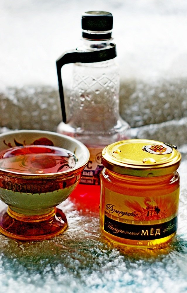 Мёд!  Здоровье нам дает...