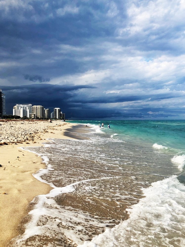 Moody weather on Miami shore