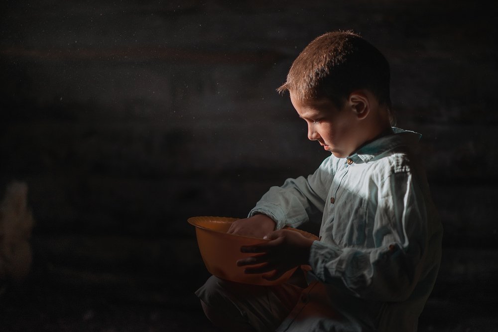 В курятнике.