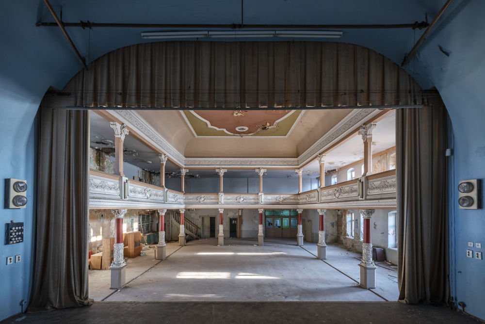 Last Tango in Nowhereland