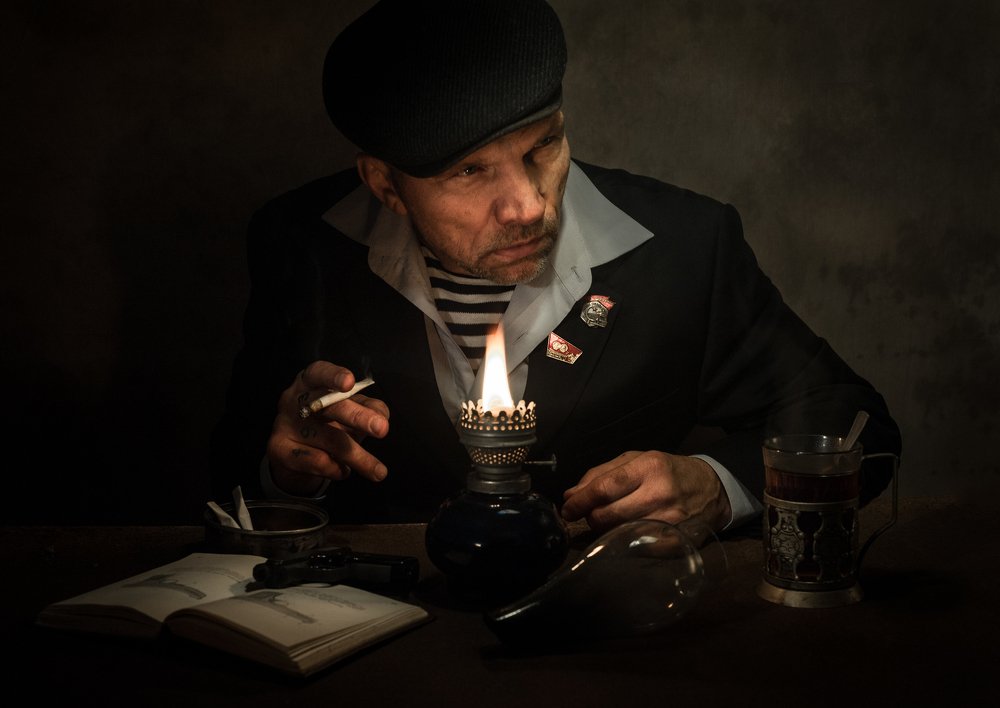 С керосиновой лампой