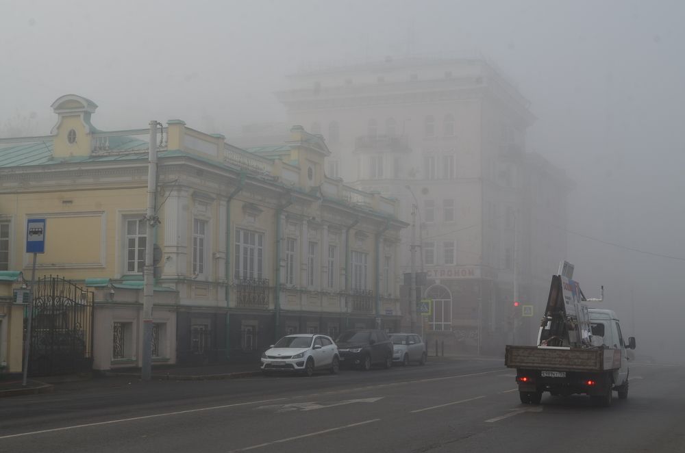 город в тумане