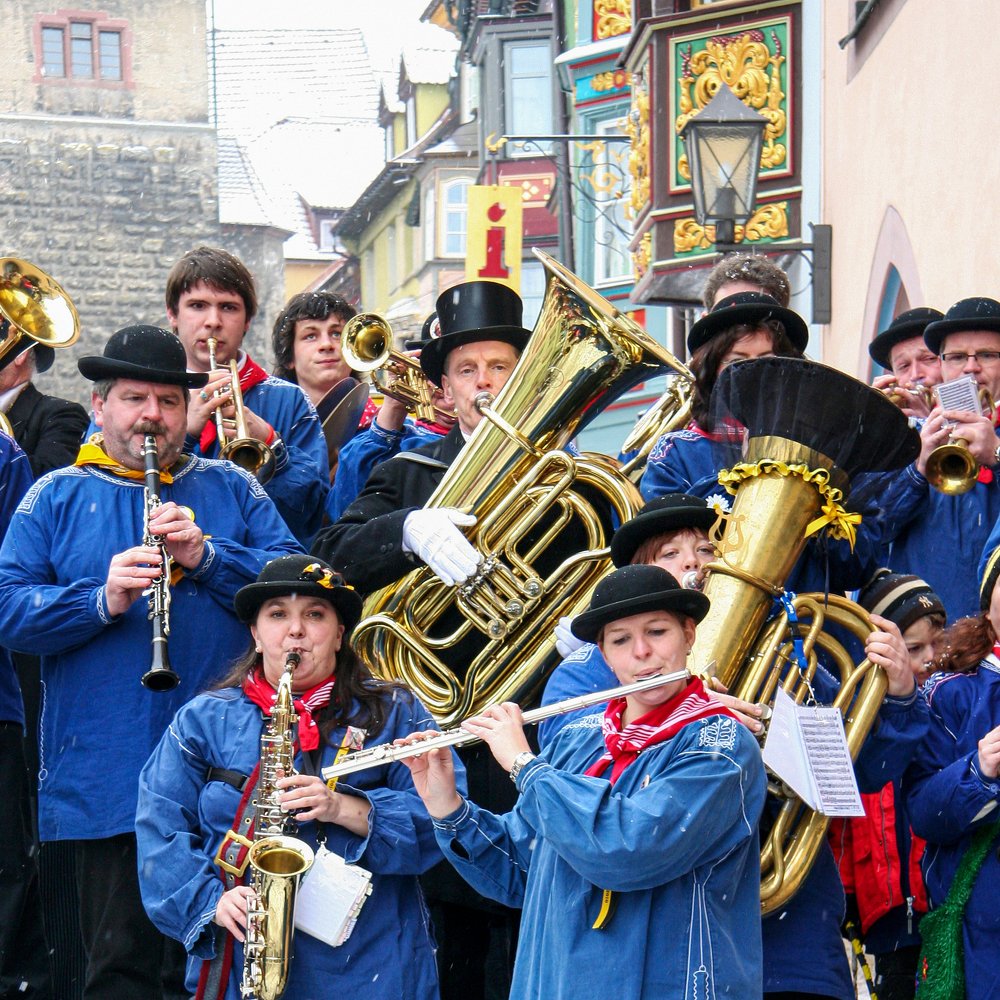 Городской оркестр.