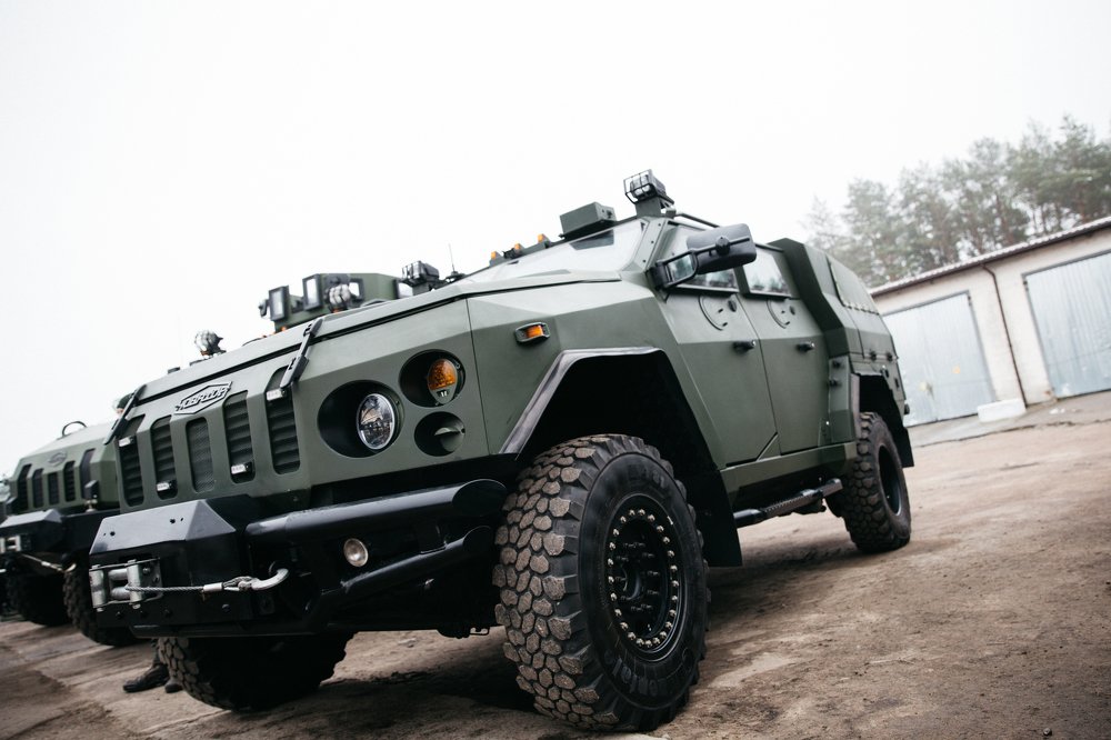 Бронированный автомобиль