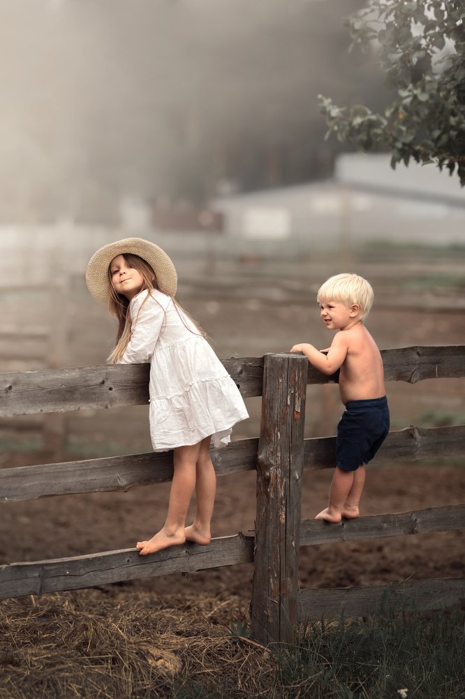 за сотни километров от города