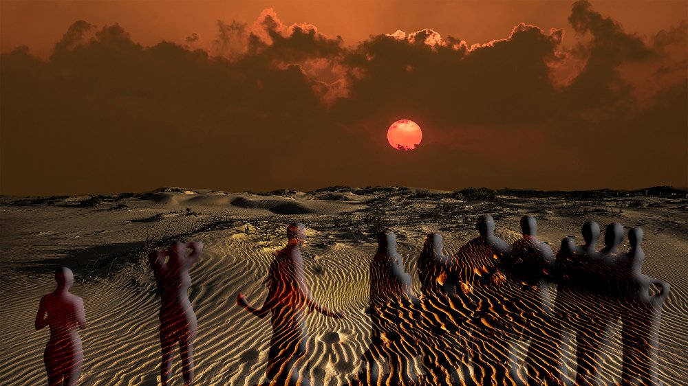 Photograph by Leonid Lan