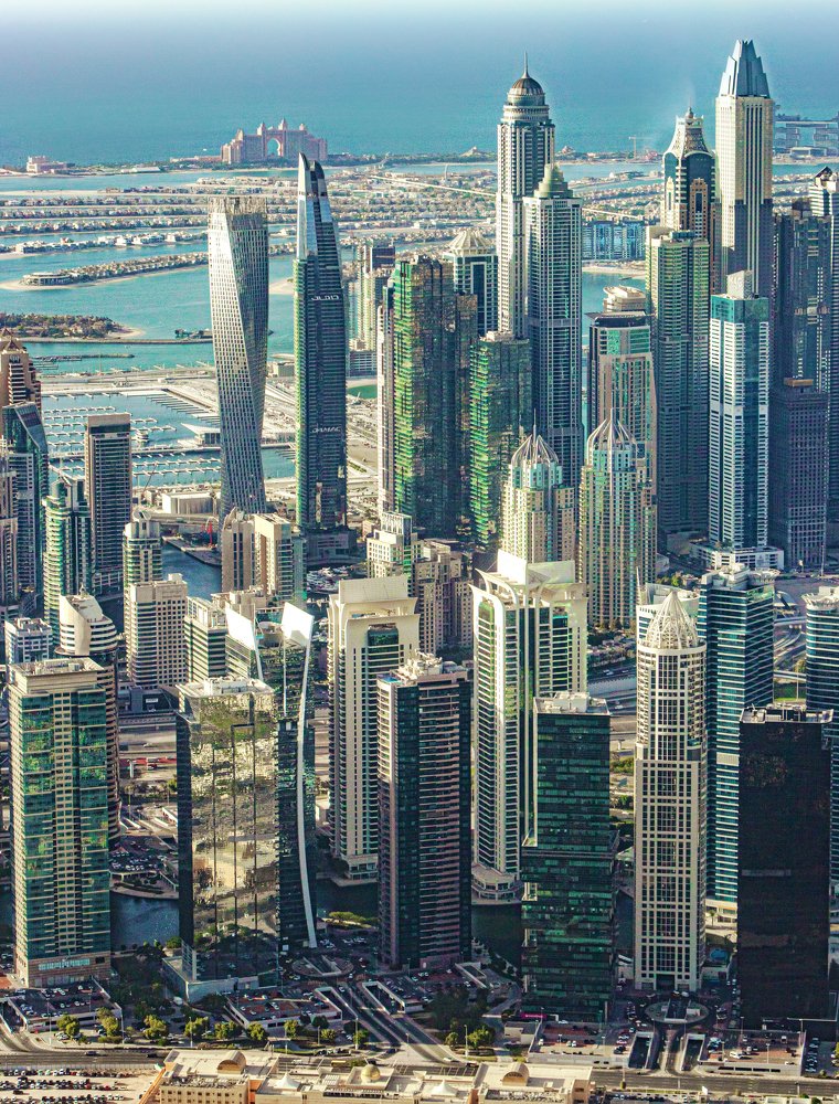 THE SKYSCRAPERS OF DUBAI MARINA!!!