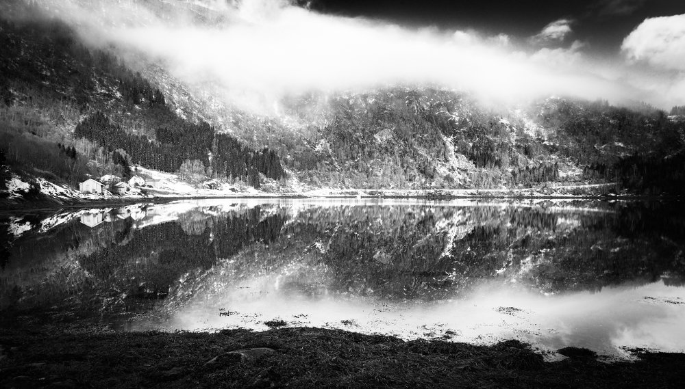 Photograph by igor kostin