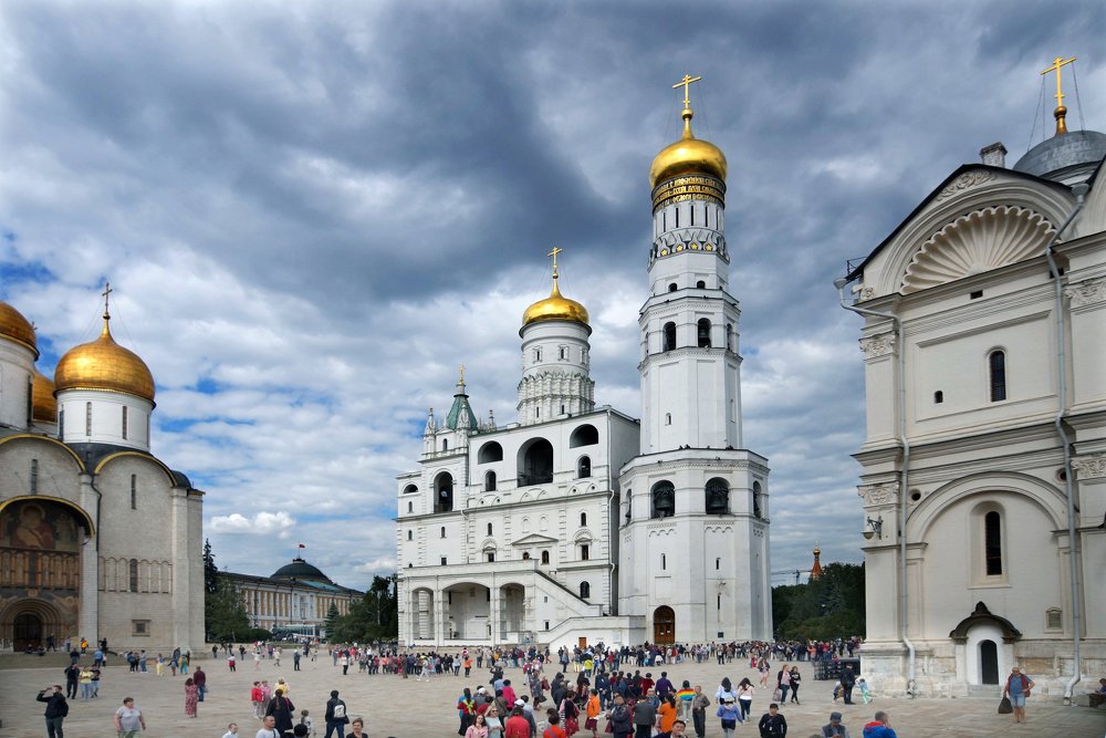 Соборы Московского кремля.