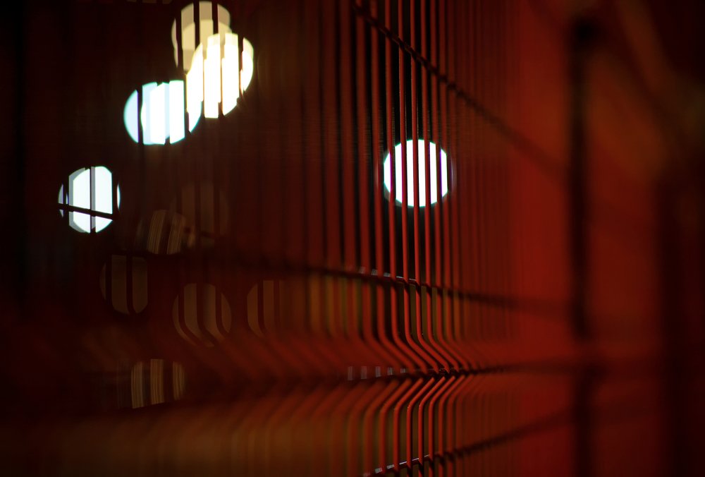 Вечерняя жизнь спортплощадки