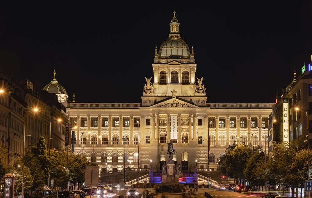 Photograph by Andrii Lehkyi