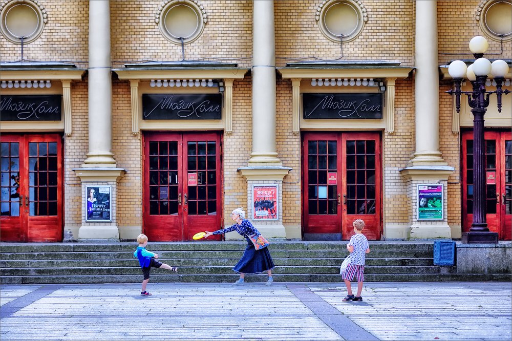 Летающая бабушка ...