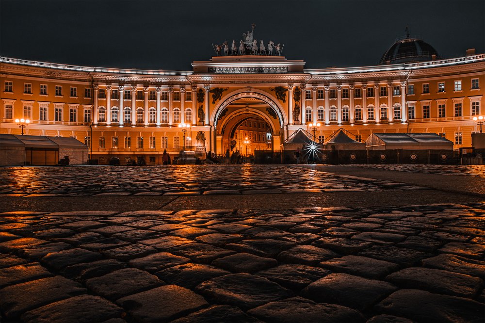 След медного всадника