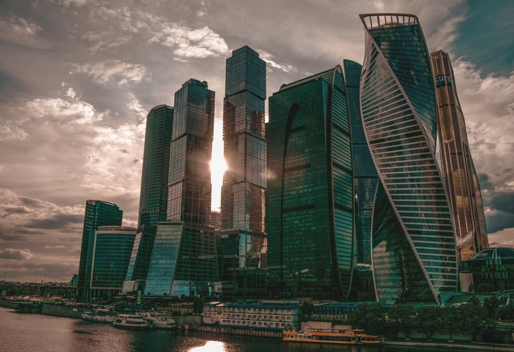 Закат зеленого стекла