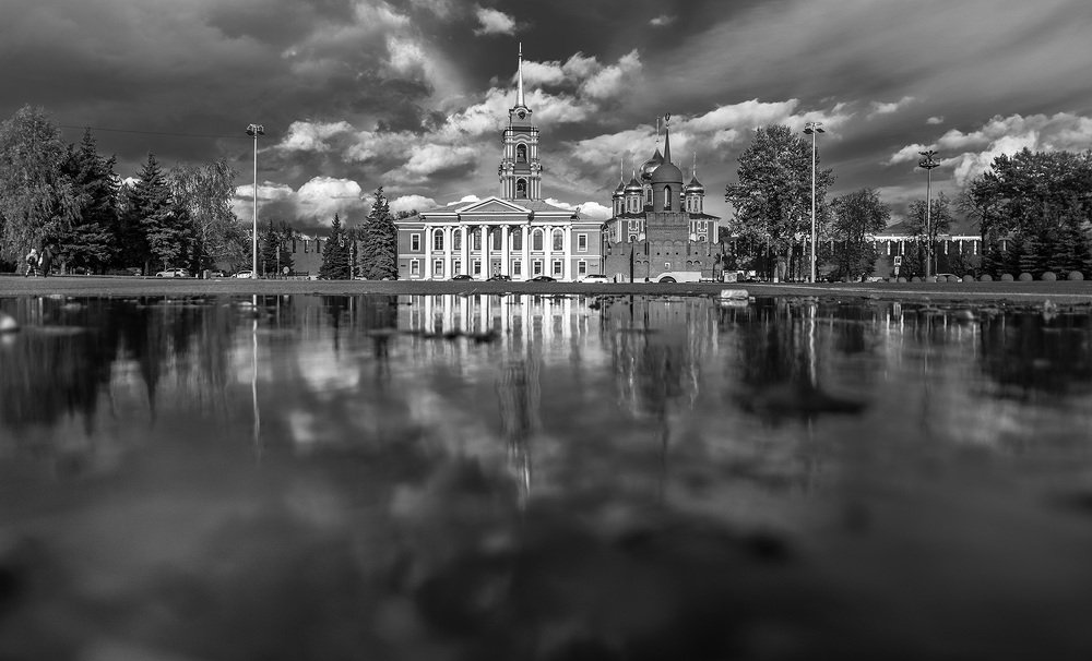 Зазеркалье.