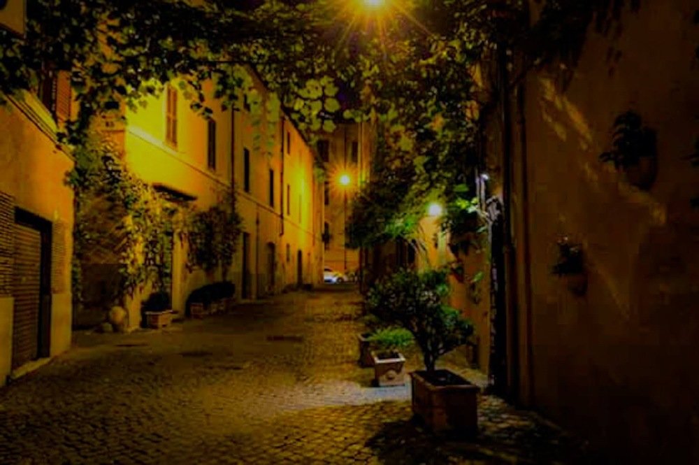 Nei vicoli di Roma