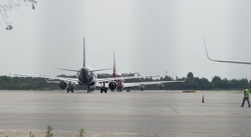 В очередь / Get in the line