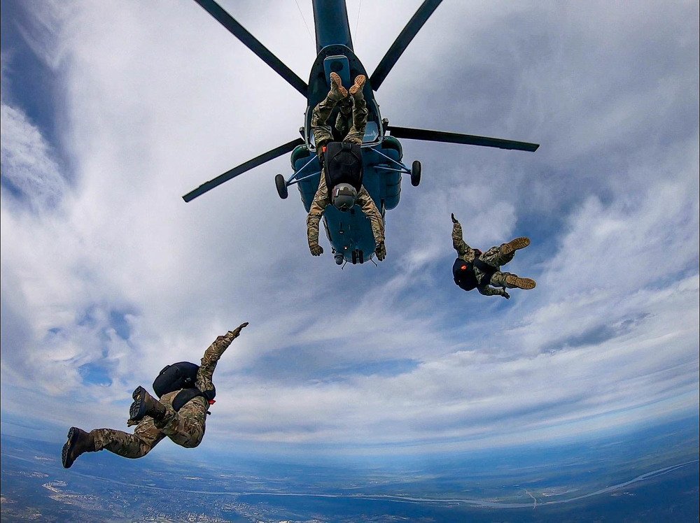 Photograph by Denis Khomenko